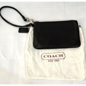 Coach Black Leather Wristlet Pouch With Dust Bag Zipper Closure Inner Lining And